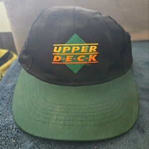 Upper Deck vintage snapback